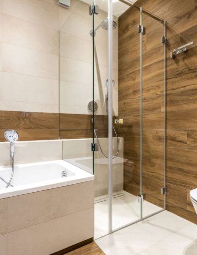 3-20-Format-Design-projekt-apartamentu-łazienka-wc-toaleta-oświetlenie-łazienkowe-lustro